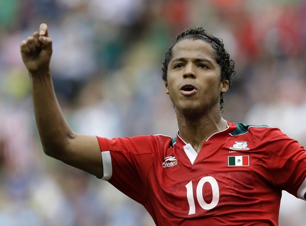 Mexico trả giá đắt cho chiến thắng trước Nhật Bản